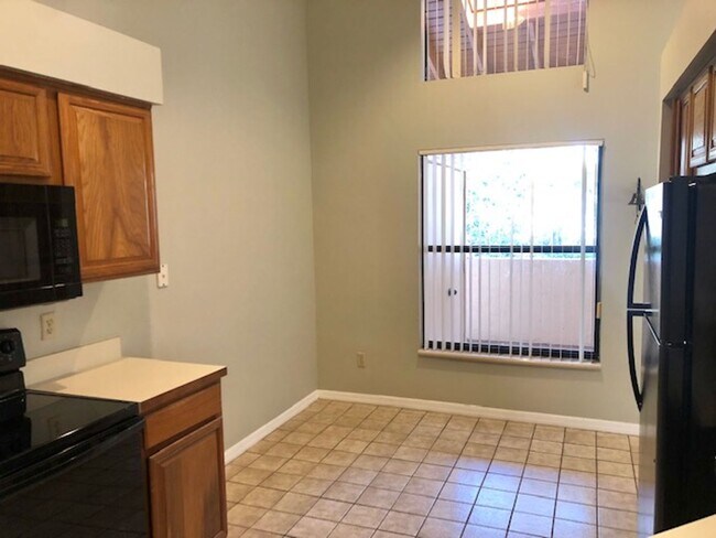 Building Photo - Available for move in February 2026!! Nice corner 2bed/2bath condo on 2nd floor with a spacious b...