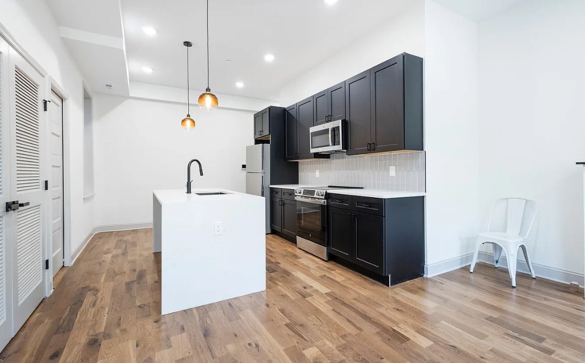 Building Photo - 2227 N 33rd St