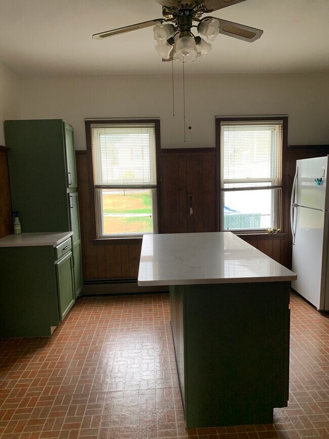 Kitchen - 60 Maplewood Ave