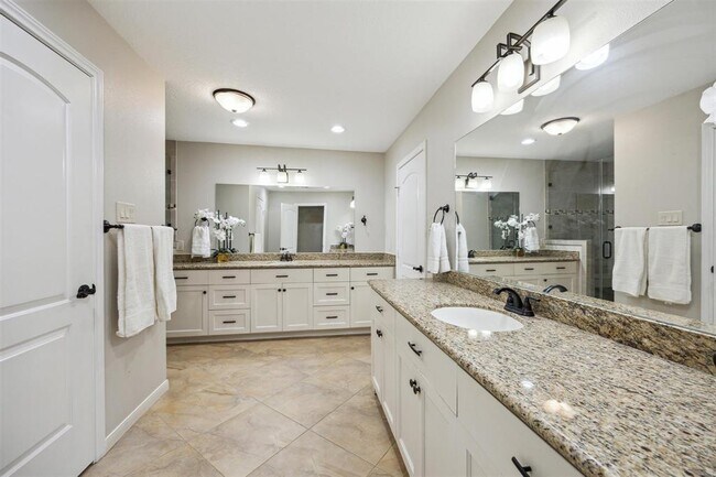 Building Photo - 318 W Fair Harbor Ln