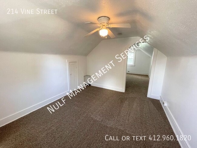 Building Photo - 214 Vine St