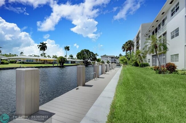 Building Photo - 1461 S Ocean Blvd