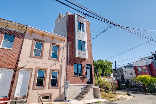 Building Photo - Stylish New Construction Near Fishtown