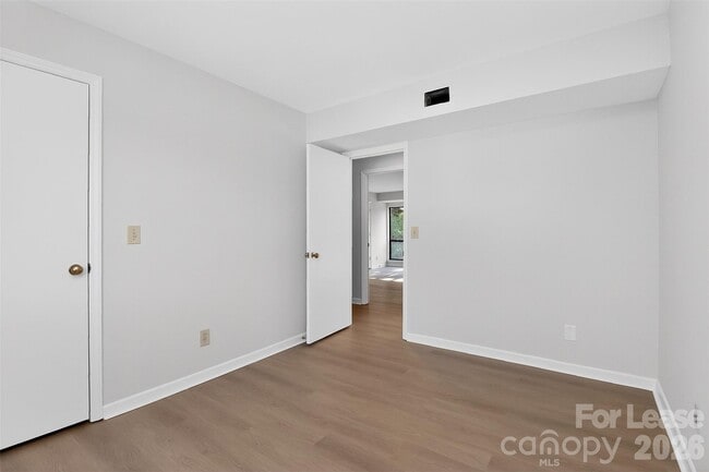 Building Photo - 11029 Harrowfield Rd