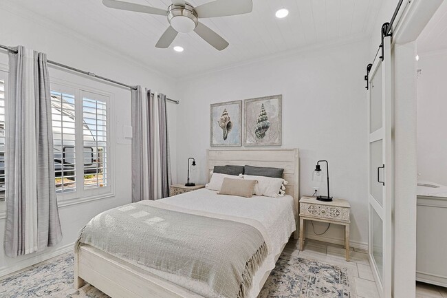 Building Photo - Charming 1BR plus bonus room, 2 full bath ...