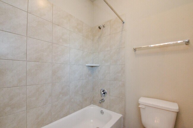 Building Photo - 3606 Giorgio Pastel Pl