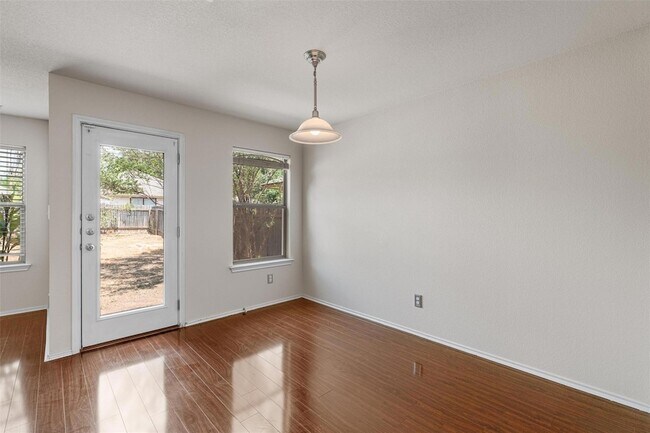 Building Photo - 15012 Parrish Ln