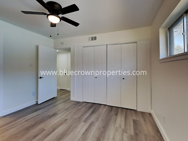 Building Photo - 2702 Wallin Dr