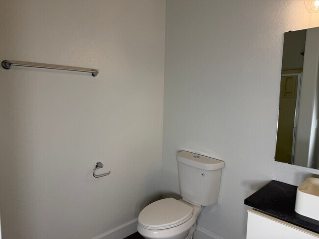 Building Photo - 42502 W Somerset Dr
