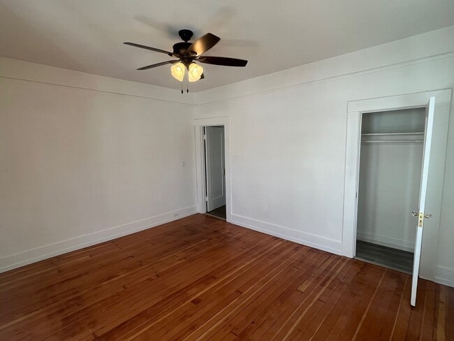Building Photo - 513 2nd Ave