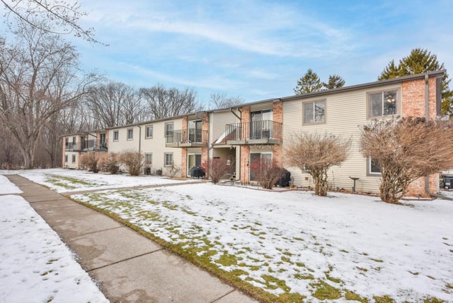 Building Photo - 17113 Armada Dr