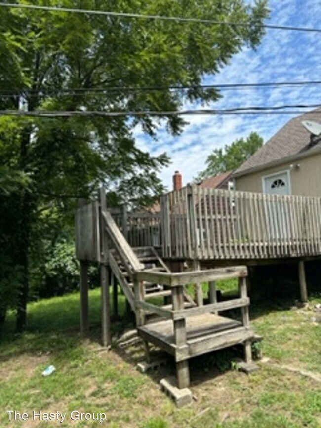 Building Photo - 4 br, 1 bath House - 5438 Norton Ave