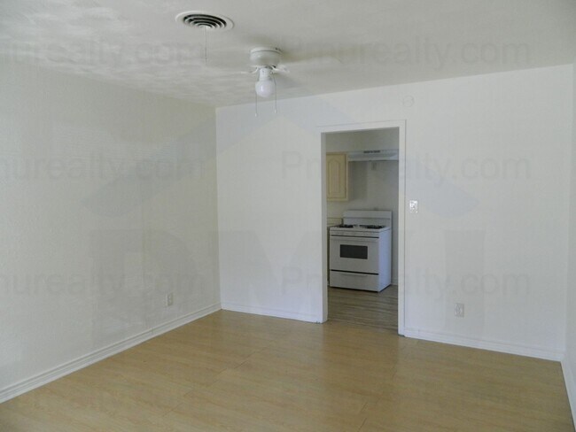 Building Photo - MOVE IN SPECIAL $500 OFF ON THE FIRST MONTH'S RENT! COMING SOON! Classic 4-Bed, 1.75-Bath Brick H...