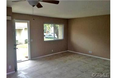 Building Photo - 1326 N Elderberry Ave