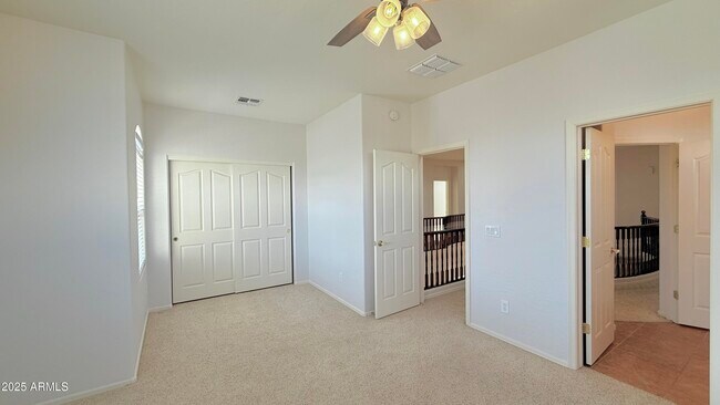 Building Photo - 3316 E Kingbird Pl