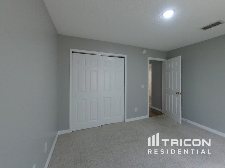 Building Photo - 4708 Windwood Dr