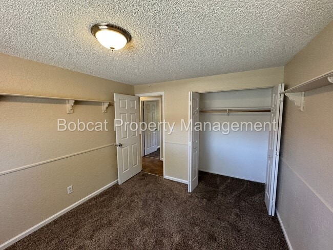 Building Photo - 3 Bed, 2 Bath, Home Located in Gardnerville