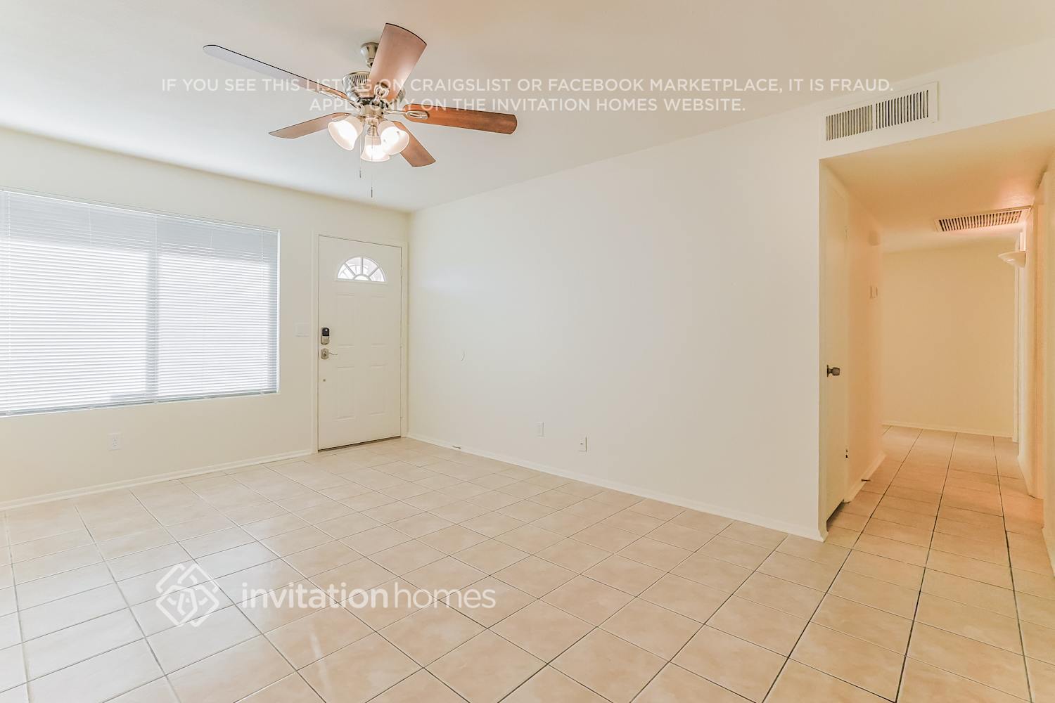 Building Photo - 512 N Los Feliz Dr