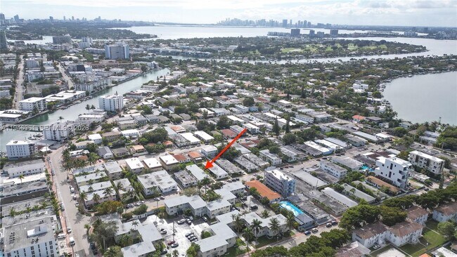 Building Photo - 650 83rd St