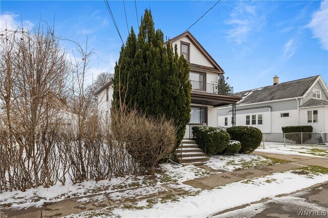 Building Photo - 129 Woodell Ave