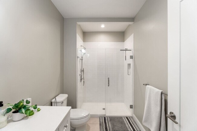 Building Photo - 1457 Tremont St