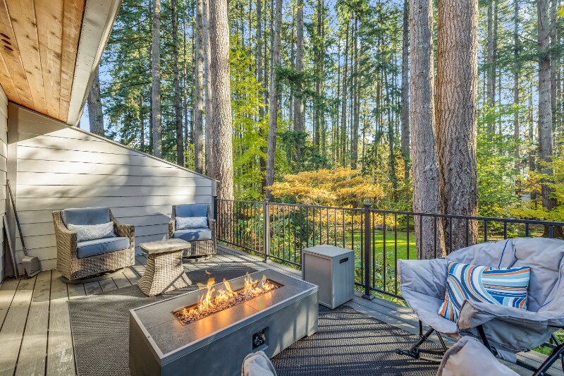 Building Photo - 1200 NE Territorial Rd