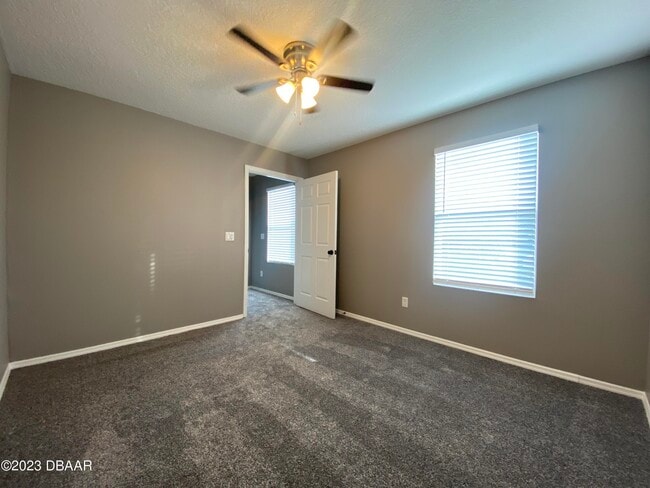 Building Photo - 548 Aeolian Dr