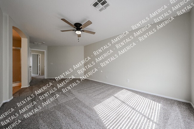 Building Photo - 6234 W Southgate St