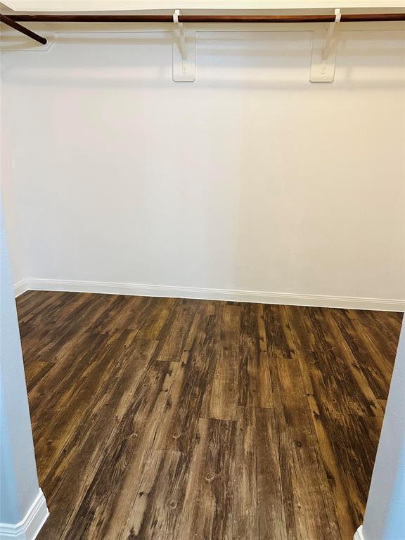 Building Photo - 3015 Right Way