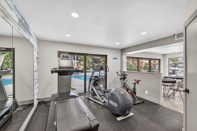 Building Photo - 2029 N Ocean Blvd