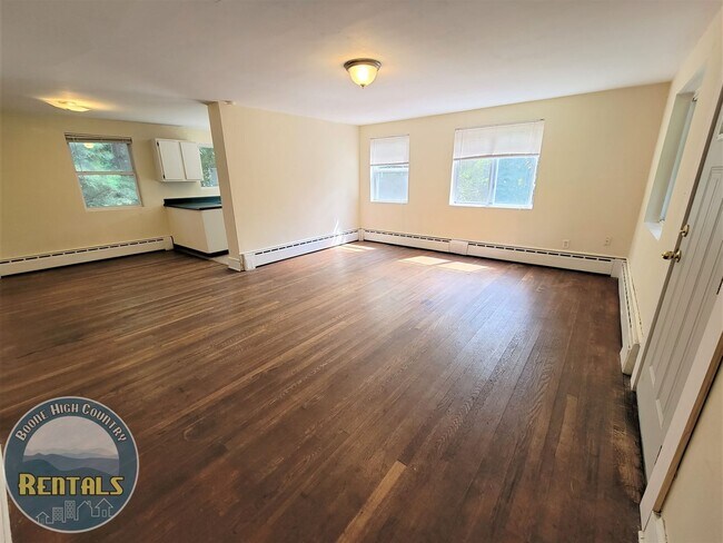 Building Photo - 229 Windy Dr