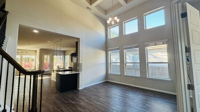 Building Photo - 807 Copper Lake Rd