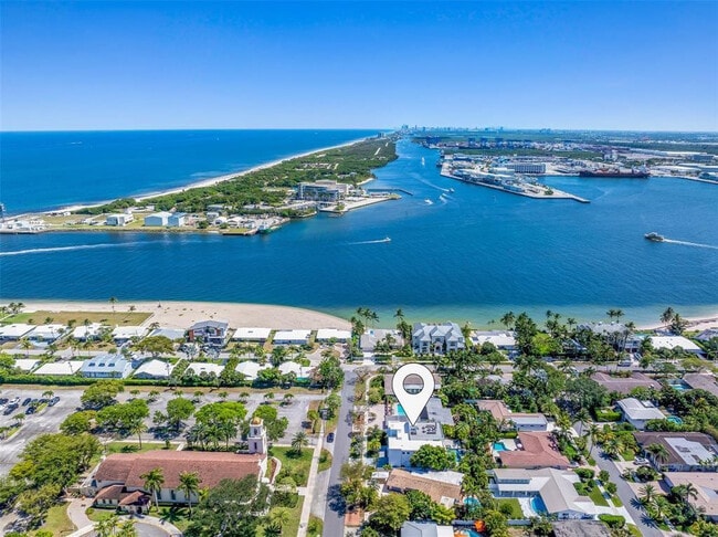 Building Photo - 2001 Marietta Dr