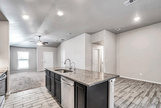 Building Photo - 9115 Ratliff Rdg