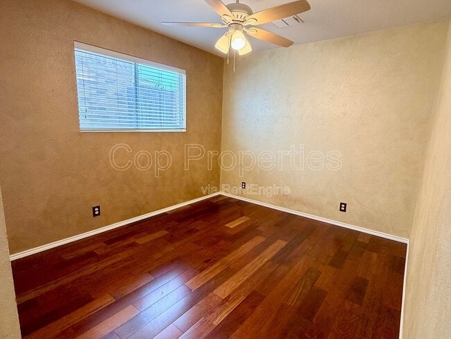 Building Photo - 25526 Gold Yarrow