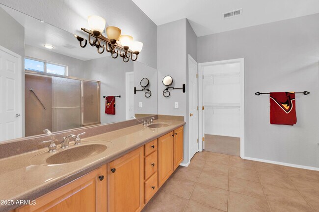 Building Photo - 17156 W Lachlan Ct