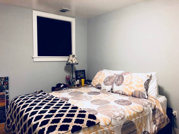Bedroom - 2608 Sherman Ave NW