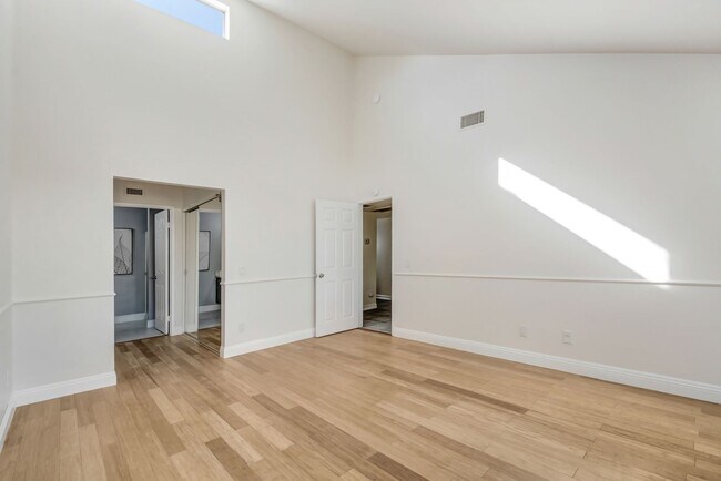 Building Photo - Coming Soon! Well, maintained 3-bedroom, 2.5 bath corner unit town home in a private, gated commu...