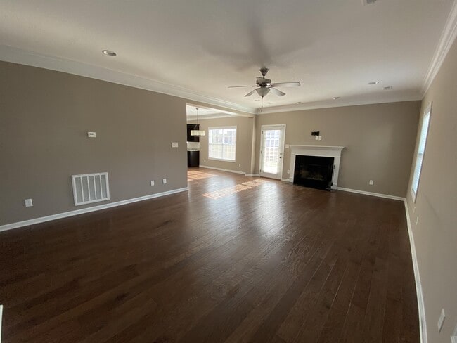 Building Photo - 2715 Honey Hill Rd