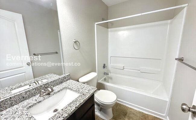 Building Photo - 29766 Westfield Dr