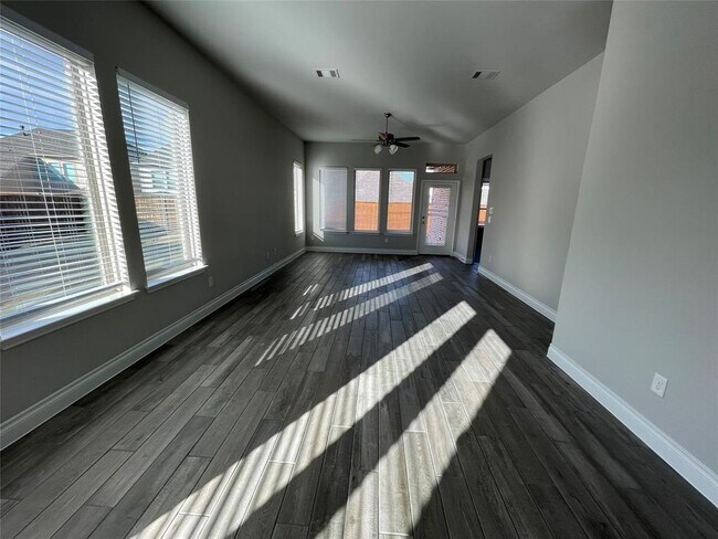 Building Photo - 2329 Birdwell Cove