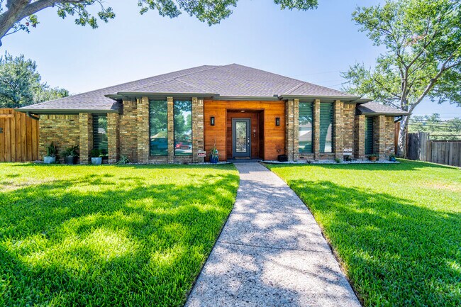 Building Photo - 10014 Bridgegate Cir