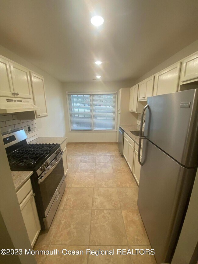 415 Brookview Ct 415 Brookview Ct Howell Township NJ 07731