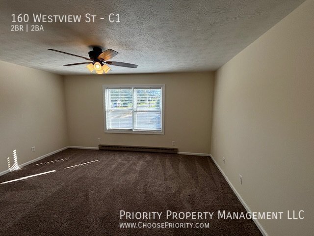 Building Photo - 160 Westview St