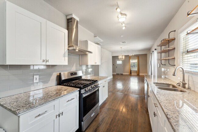 Building Photo - 1031 Schley Ave