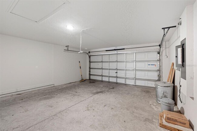 Building Photo - 1130 Berry Ln