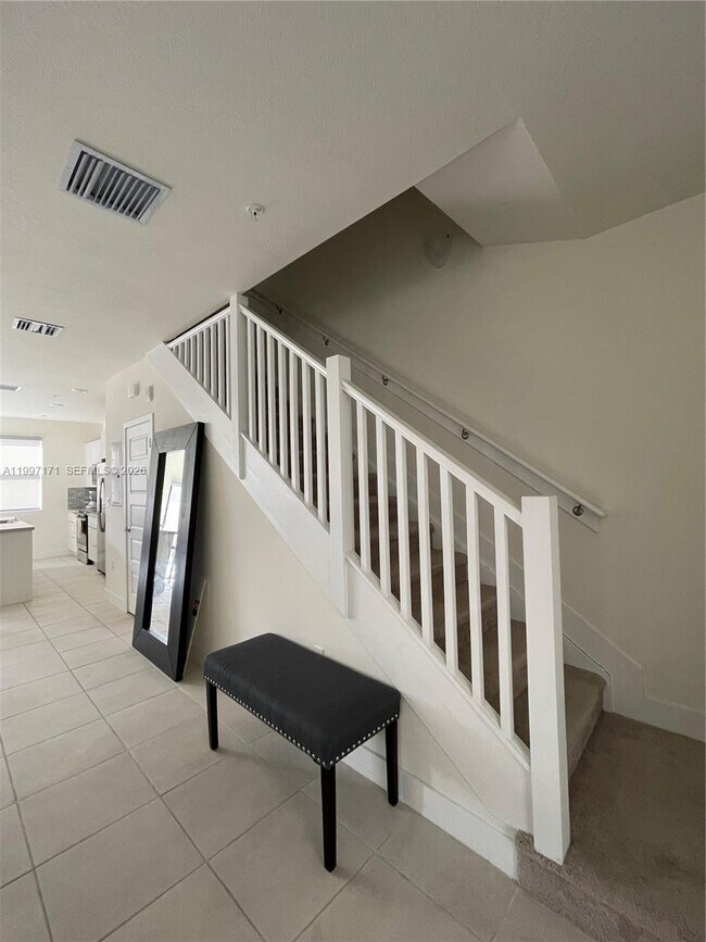 Building Photo - 10437 NW 82nd St