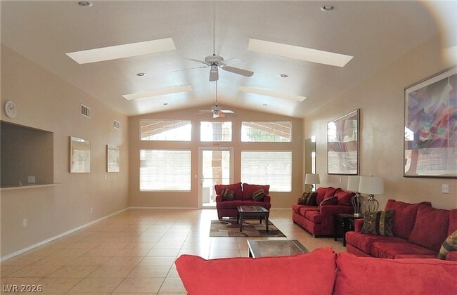 Building Photo - 2822 Dawn Crossing Dr