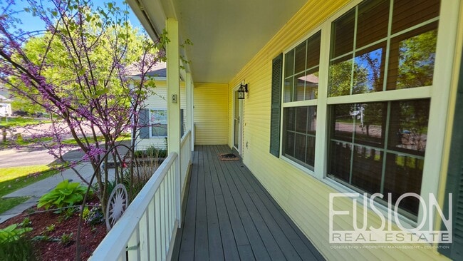 Building Photo - Elegant Four Bedroom Home in Dorset Farms!