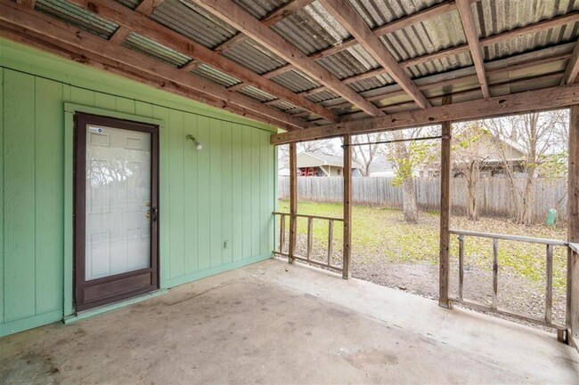Building Photo - 4700 Franklin Park Dr